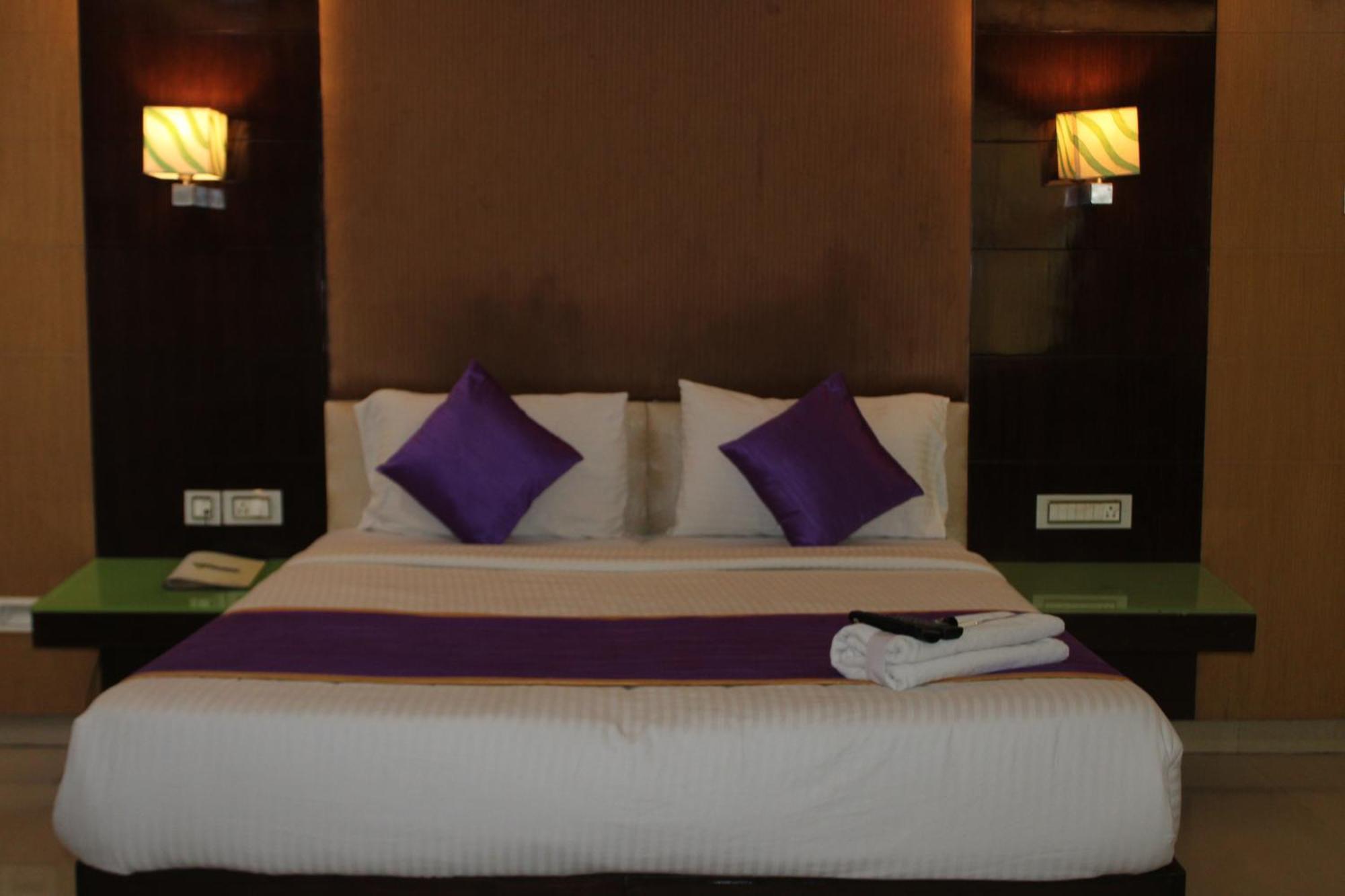 Hotel Vp International Bengalúr Exteriér fotografie